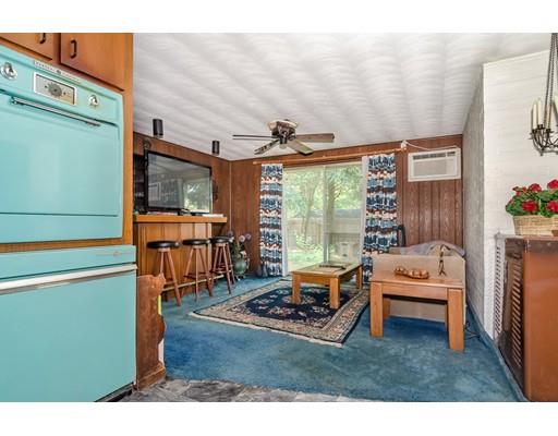 18 Michael Road Framingham, MA 01701 - Photo 10 of 19 Gallery Image 10