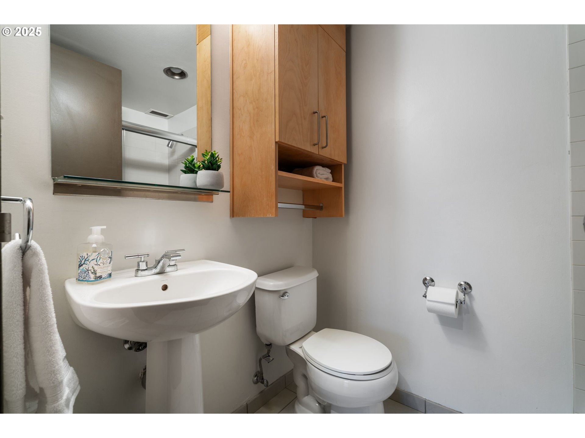 255 Southwest Harrison Street, Unit 22A Portland, OR 97201 - Photo 16 of 34