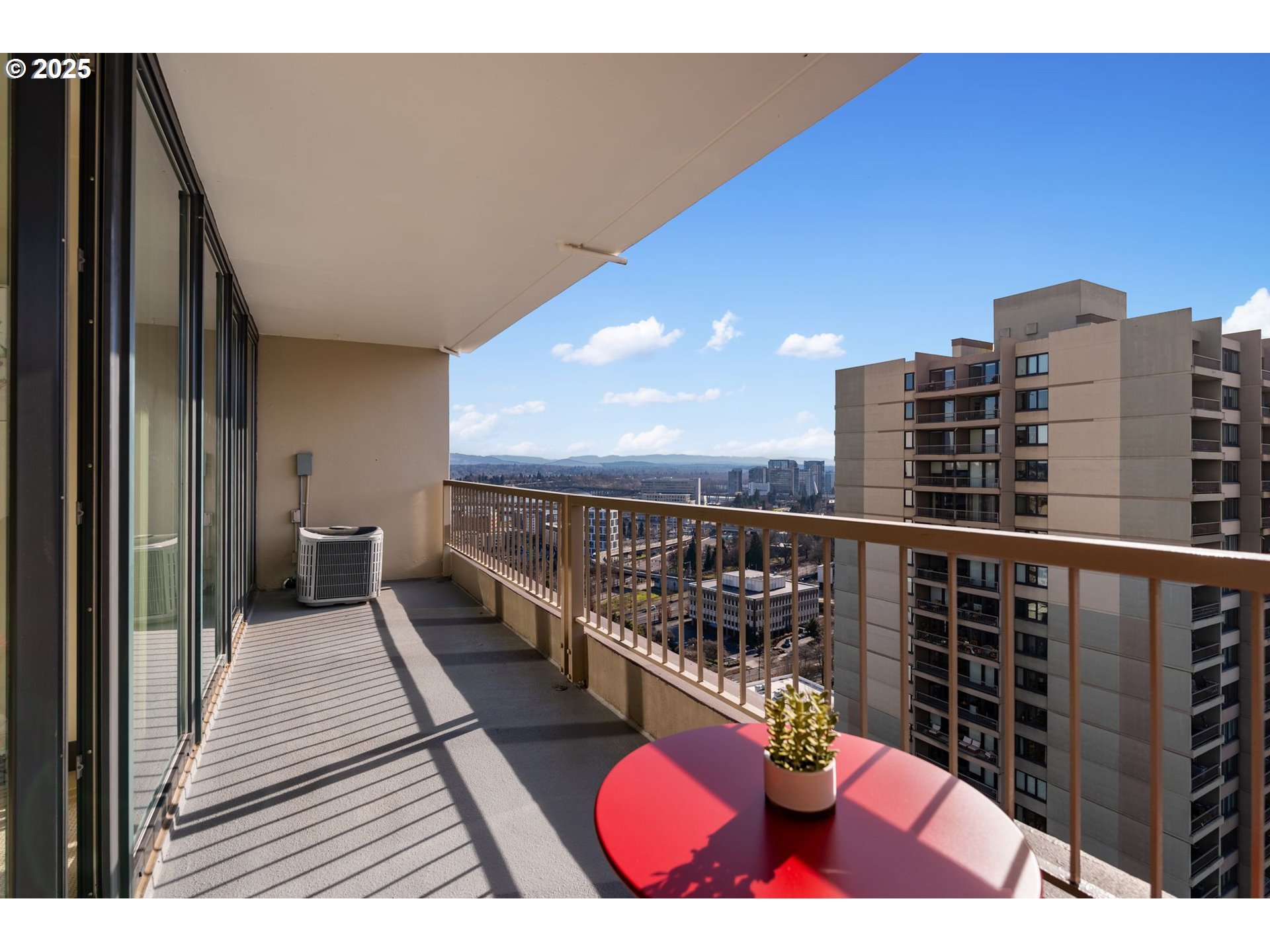 255 Southwest Harrison Street, Unit 22A Portland, OR 97201 - Photo 8 of 34 View