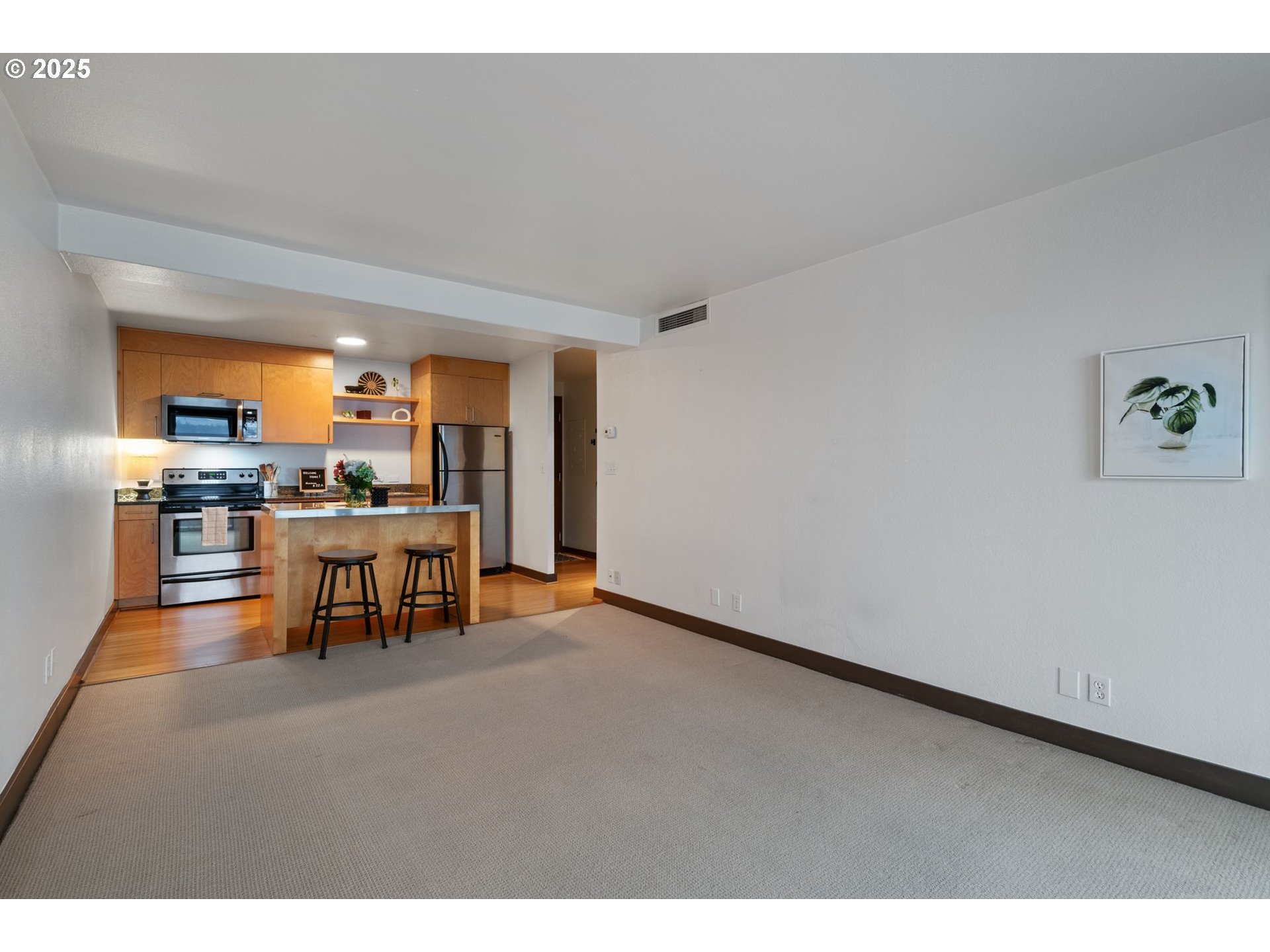 255 Southwest Harrison Street, Unit 22A Portland, OR 97201 - Photo 9 of 34