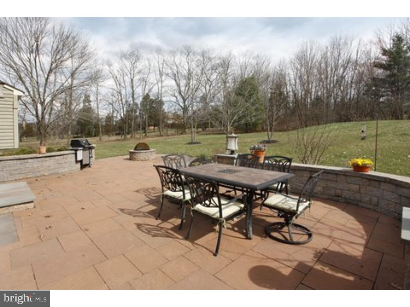 2252 Bustard Road Lansdale, PA 19446 - Photo 23 of 25 Patio