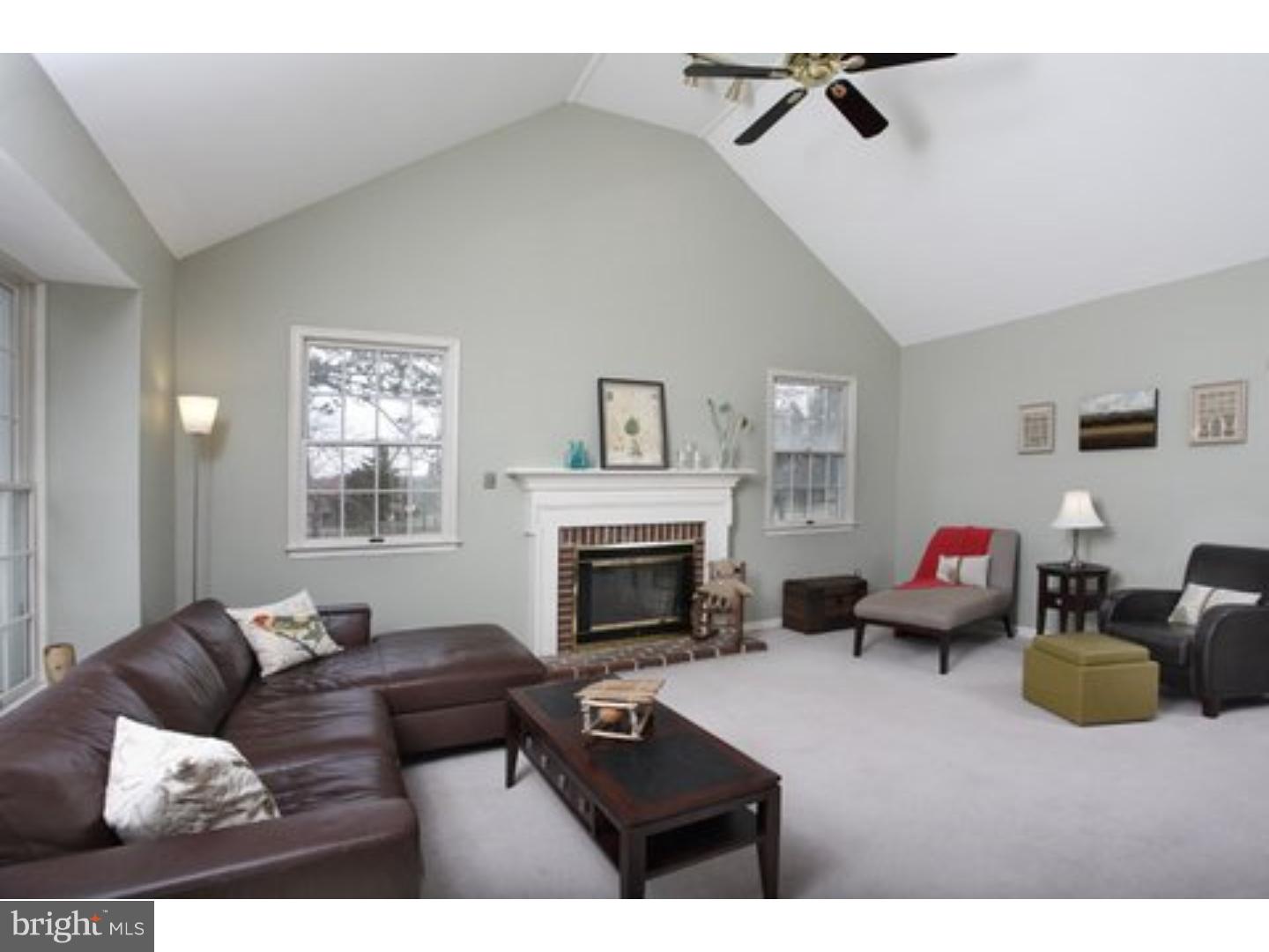 2252 Bustard Road Lansdale, PA 19446 - Photo 4 of 25 Living Room