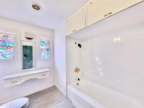 $2,575 | 5511 Longview Street, Dallas, TX 75206