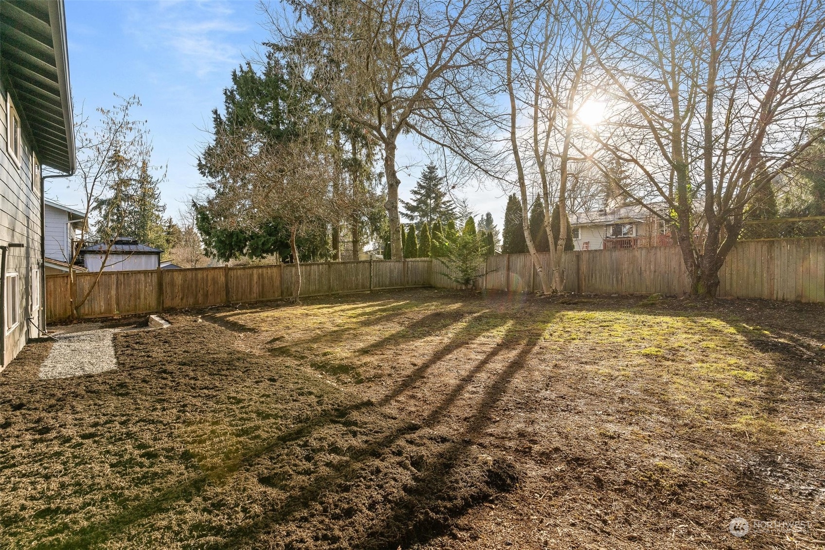 302 225th Street Southwest Bothell, WA 98021 - Photo 31 of 39 a backyard of a house