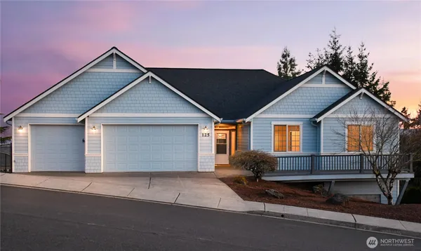 $749,900 | 125 Ship Watch Circle, Kalama, WA 98625