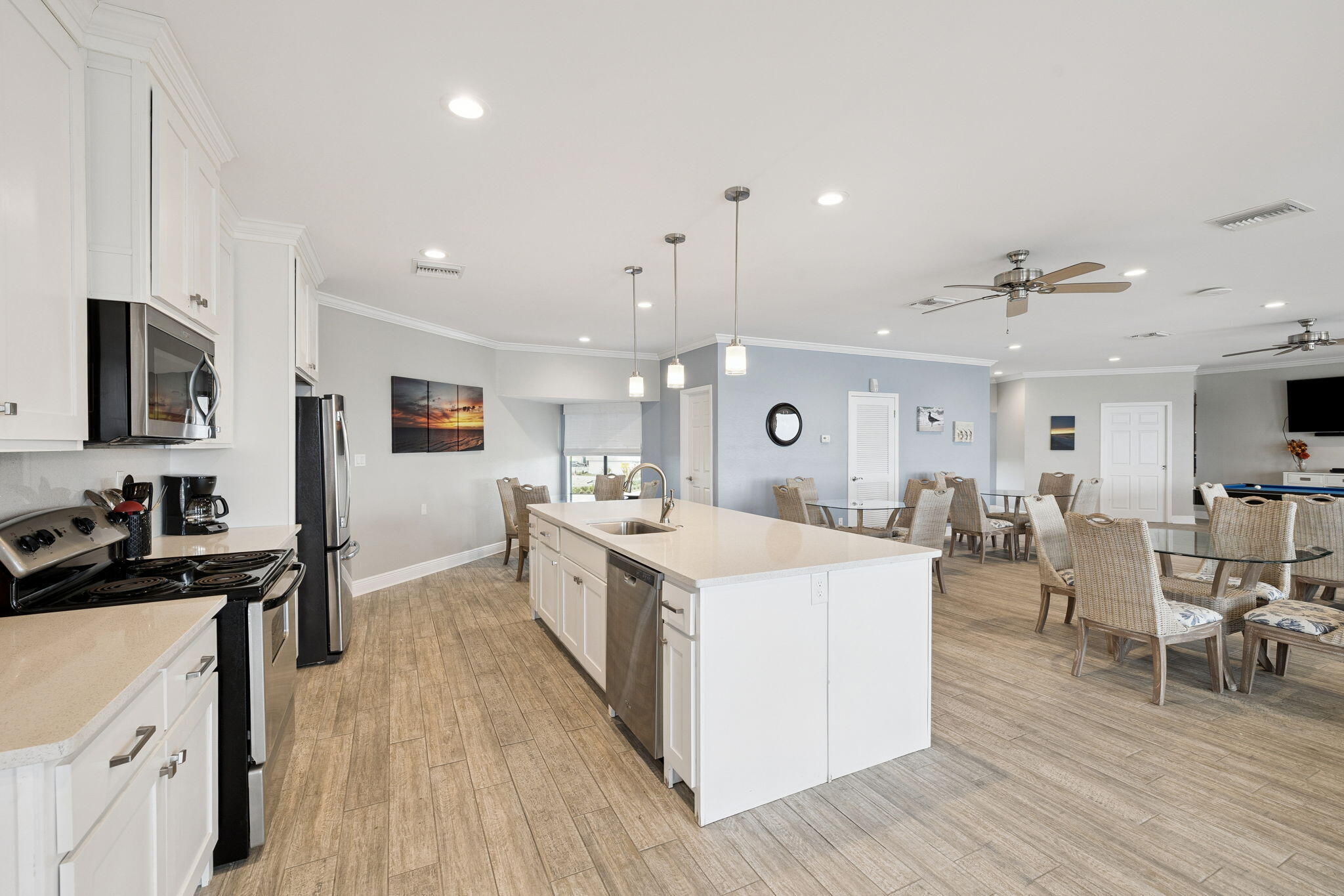 17155 Front Beach Road, Unit E501 Panama City Beach, FL 32413 - Photo 42 of 48 Owners Only Club