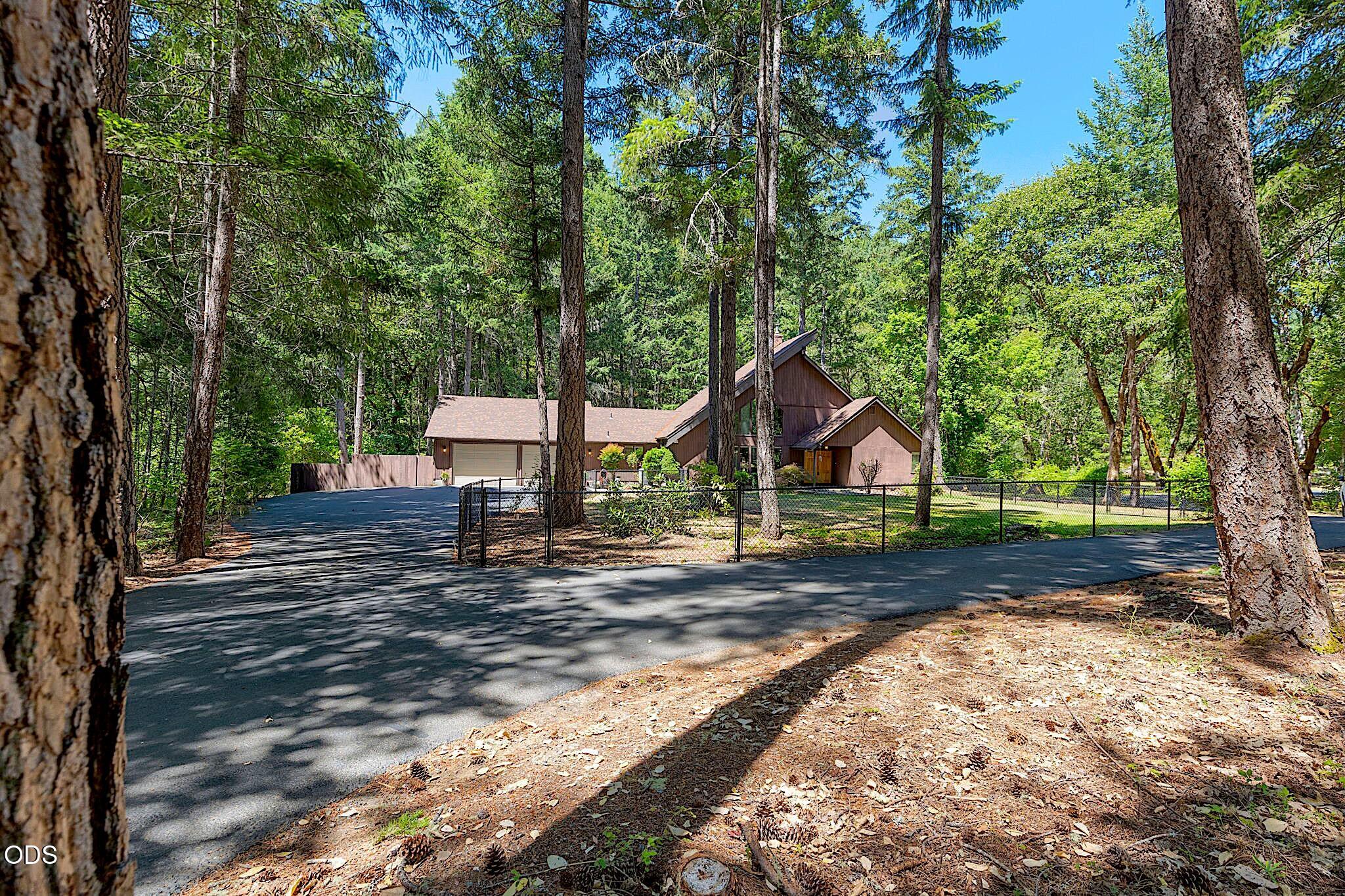 484 Round Prairie Road Wilderville, OR 97543 - Photo 67 of 77