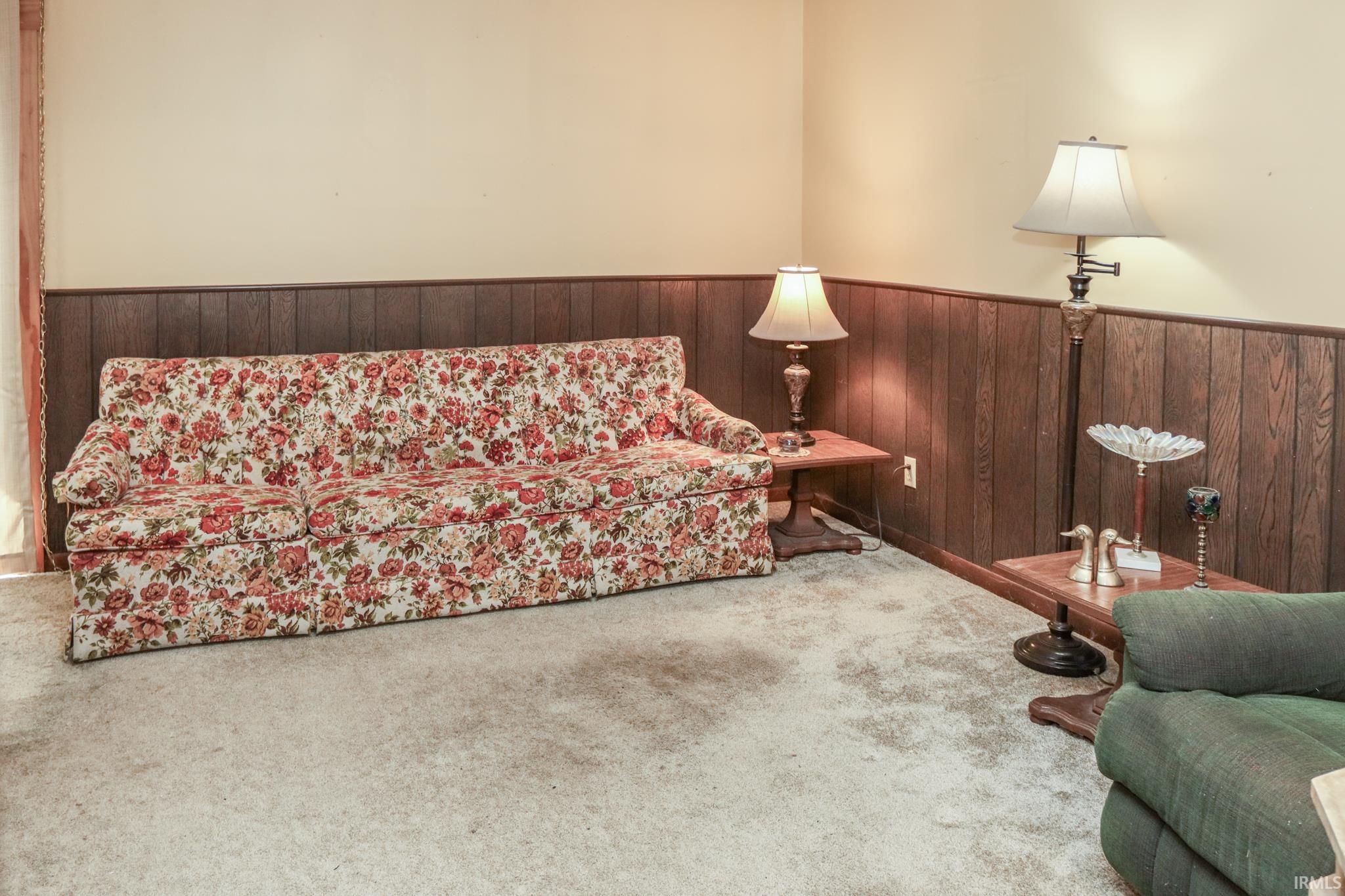 419 West Roe Street Ossian, IN 46777 - Photo 6 of 16 Gallery Image 6