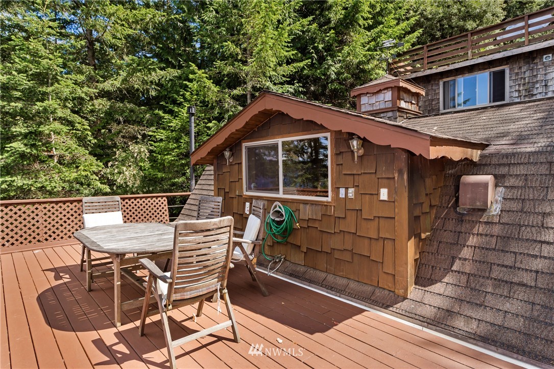 79 Washington Way Friday Harbor, WA 98250 - Photo 12 of 30