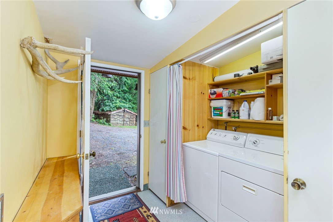 79 Washington Way Friday Harbor, WA 98250 - Photo 15 of 30