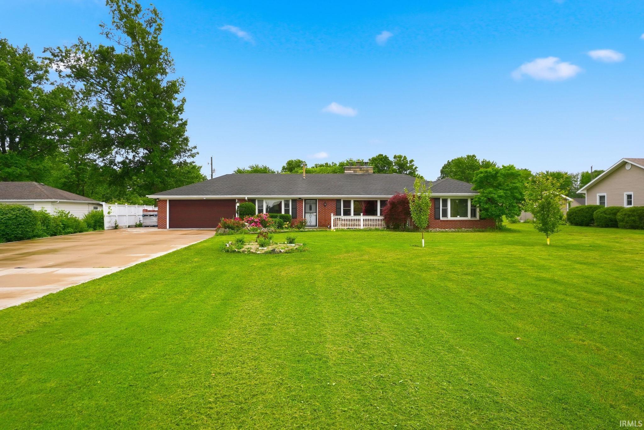 1413 West Ludwig Road Fort Wayne, IN 46825 - Photo 1 of 31