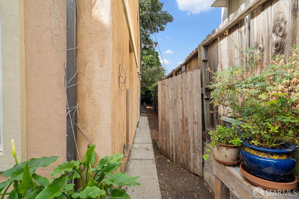 2825 High Street Oakland, CA 94619 - Photo 12 of 23 a view of small garden in front of house