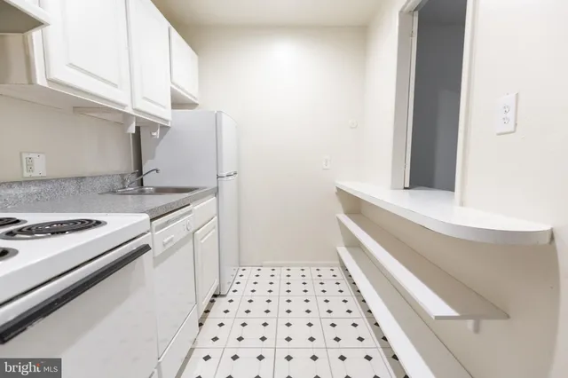 $1,750 | 2311 Spruce Street, Unit 203, Philadelphia, PA 19103