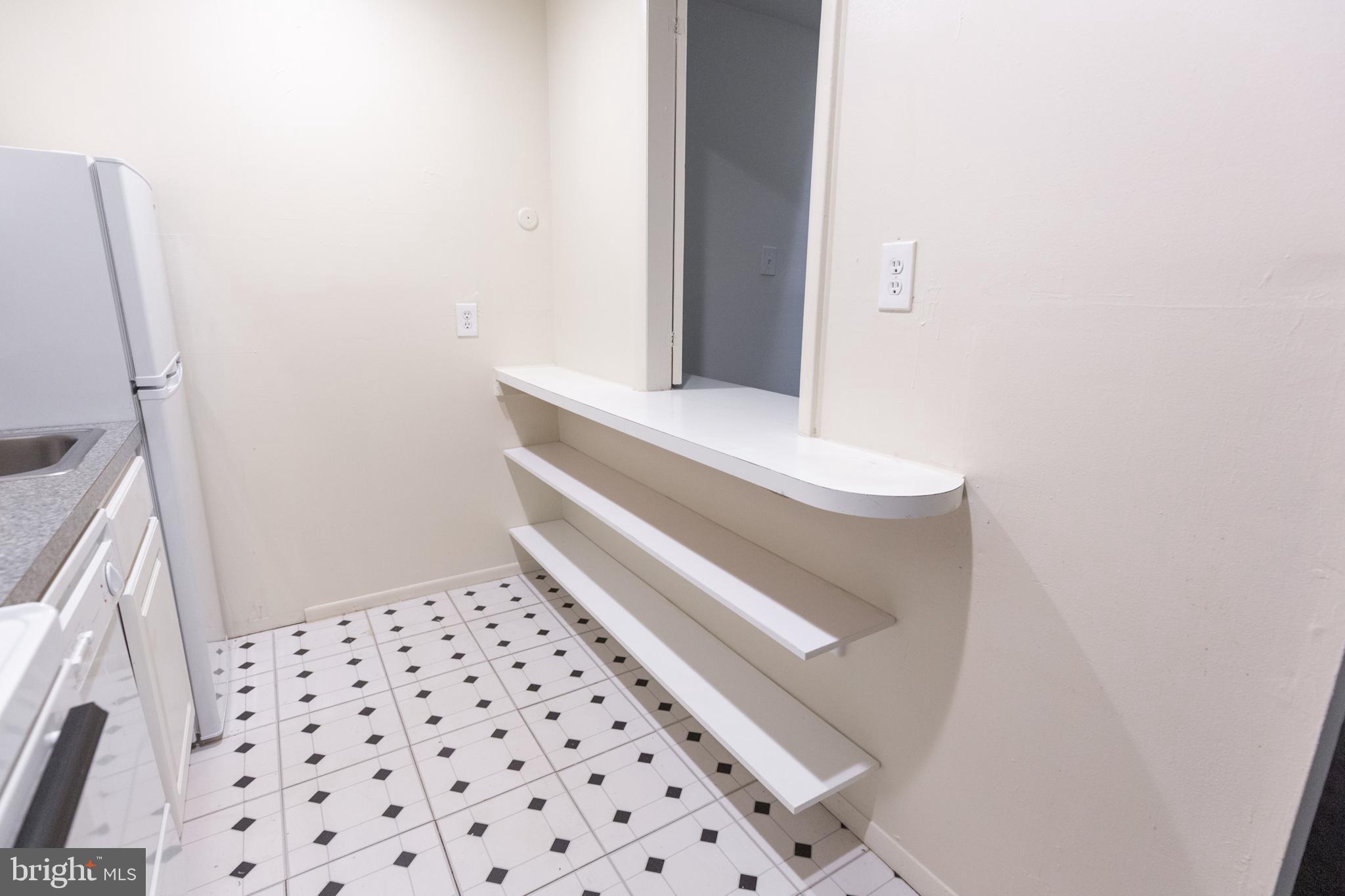 2311 Spruce Street, Unit 203 Philadelphia, PA 19103 - Photo 4 of 33