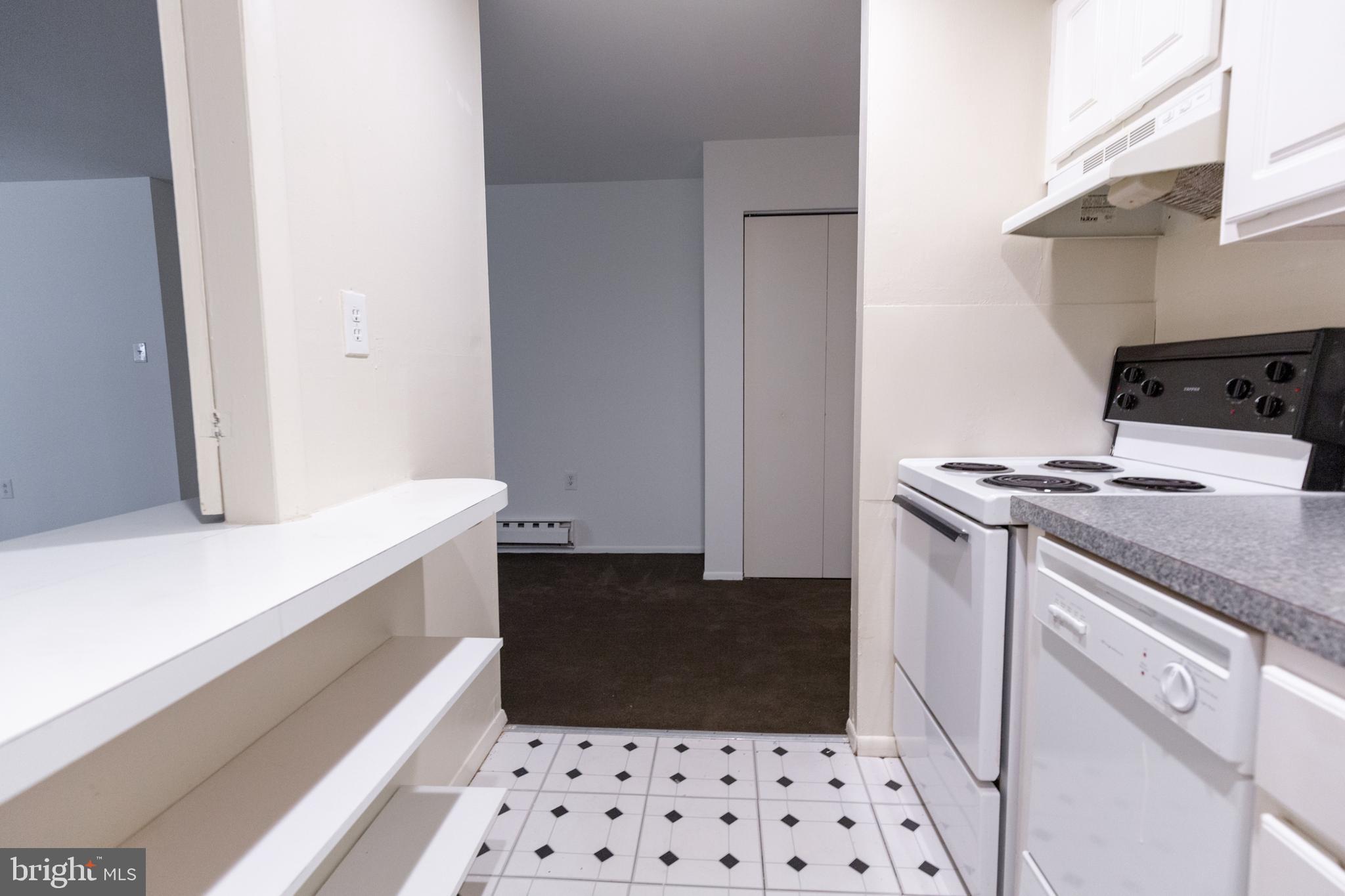 2311 Spruce Street, Unit 203 Philadelphia, PA 19103 - Photo 6 of 33