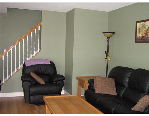 139 Backmeadow Road Waldoboro, ME 04572 - Photo 3 of 5 Living Room.