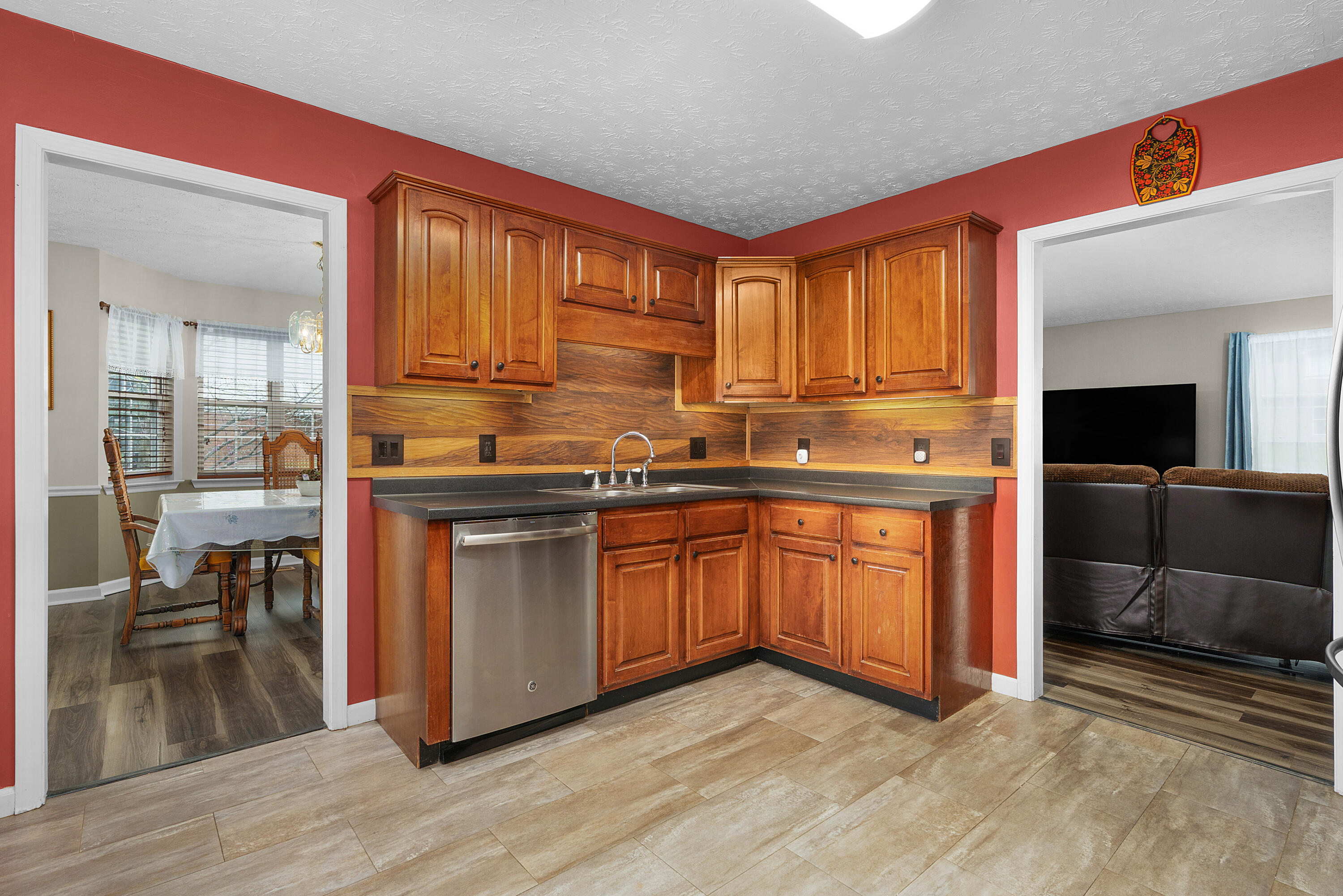 269 Sutton Drive Ringgold, GA 30736 - Photo 16 of 50 31 - 269 Sutton Drive - Interior