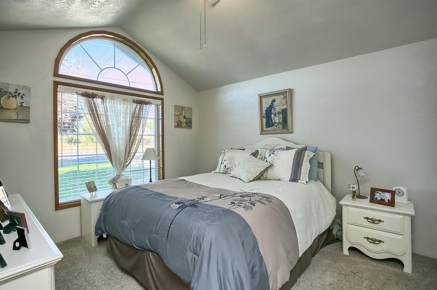 3474 Lone Pine Road Medford, OR 97504 - Photo 14 of 20 Additional Photo
