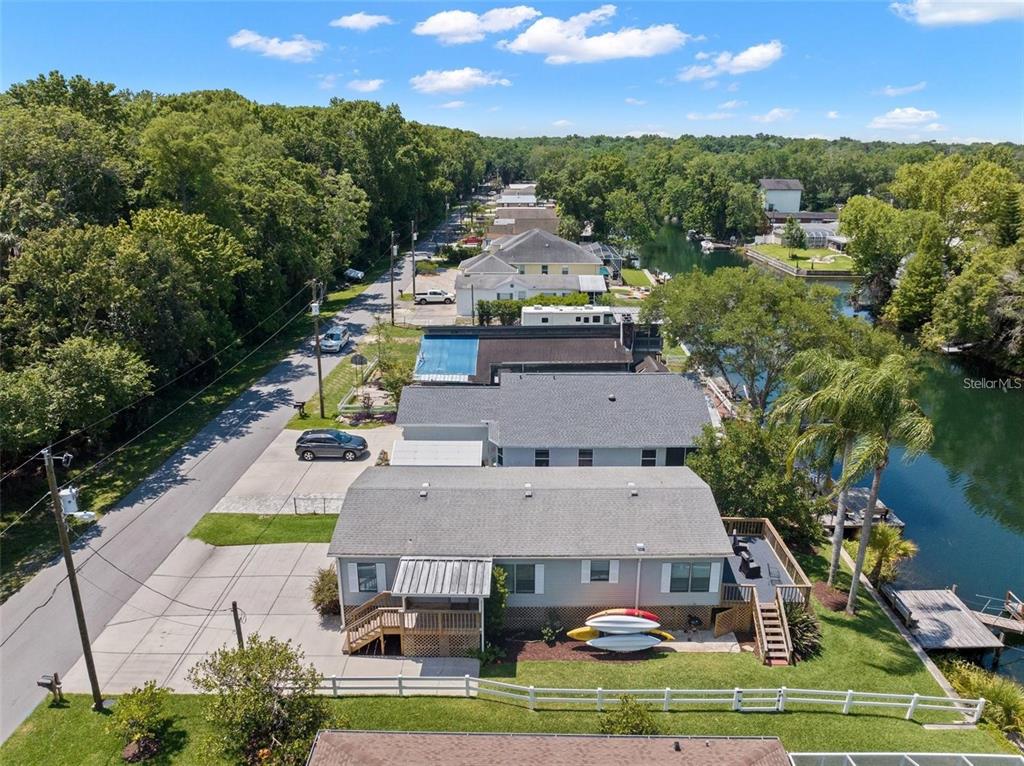 6901 East Richard Drive Weeki Wachee, FL 34607 - Photo 3 of 56