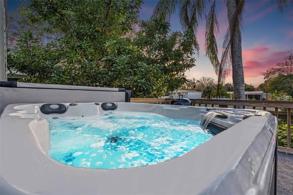 6901 East Richard Drive Weeki Wachee, FL 34607 - Photo 5 of 56