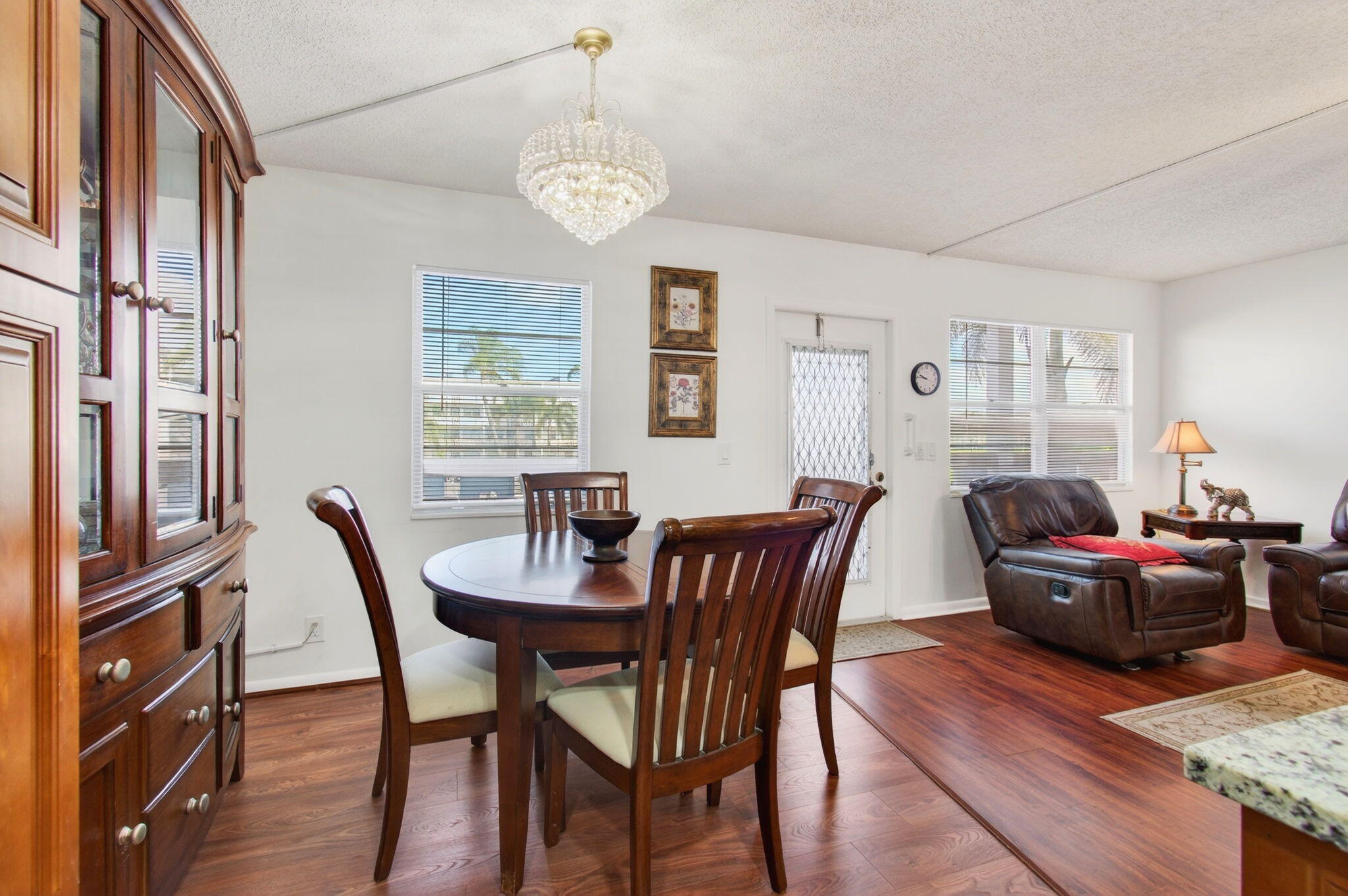 2035 Cornwall East Boca Raton, FL 33434 - Photo 11 of 105 27-web-or-mls-DSC_9835