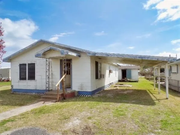 $29,900 | 107 West 211th Street, Galliano, LA 70354