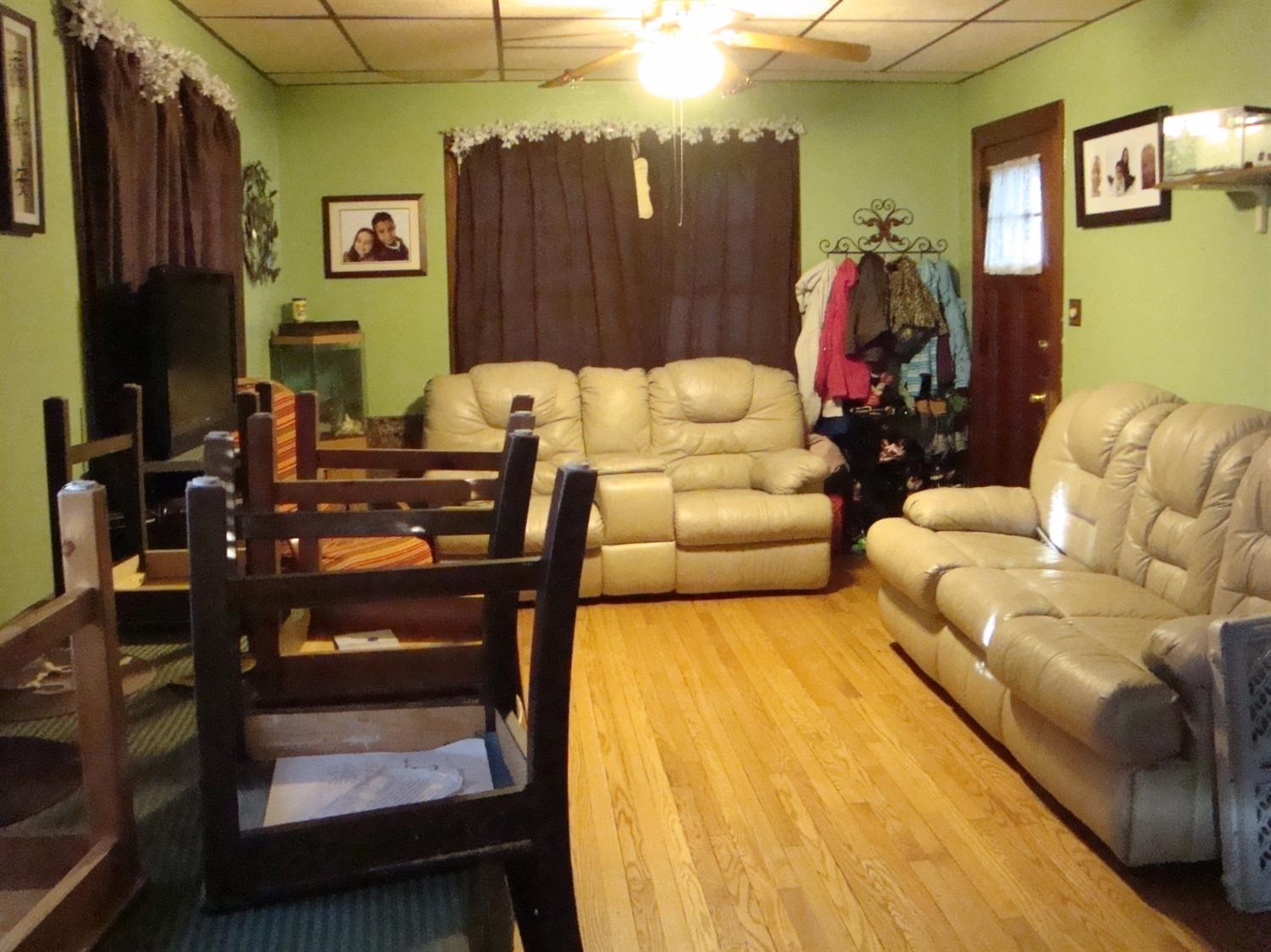 223 North Indiana Street Griffith, IN 46319 - Photo 9 of 10 1500x1124