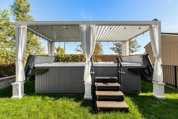 $729,500 | 2897 Margot Lane, Turlock, CA 95382