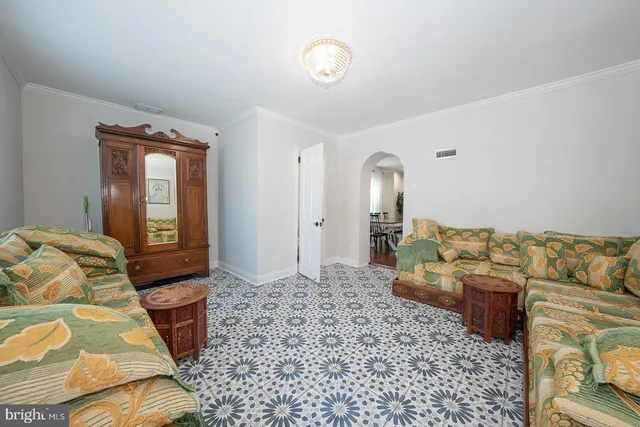 $3,000 | 227 East Hathaway Lane, Havertown, PA 19083