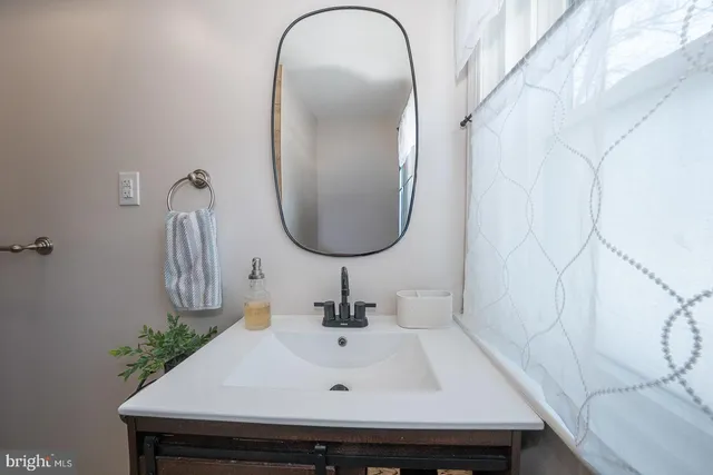 $3,000 | 227 East Hathaway Lane, Havertown, PA 19083