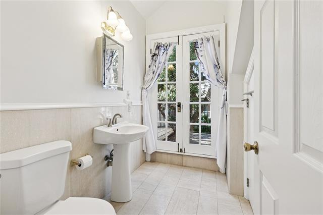 835 Royal Street, Unit 835 New Orleans, LA 70116 - Photo 14 of 25 Gallery Image 14