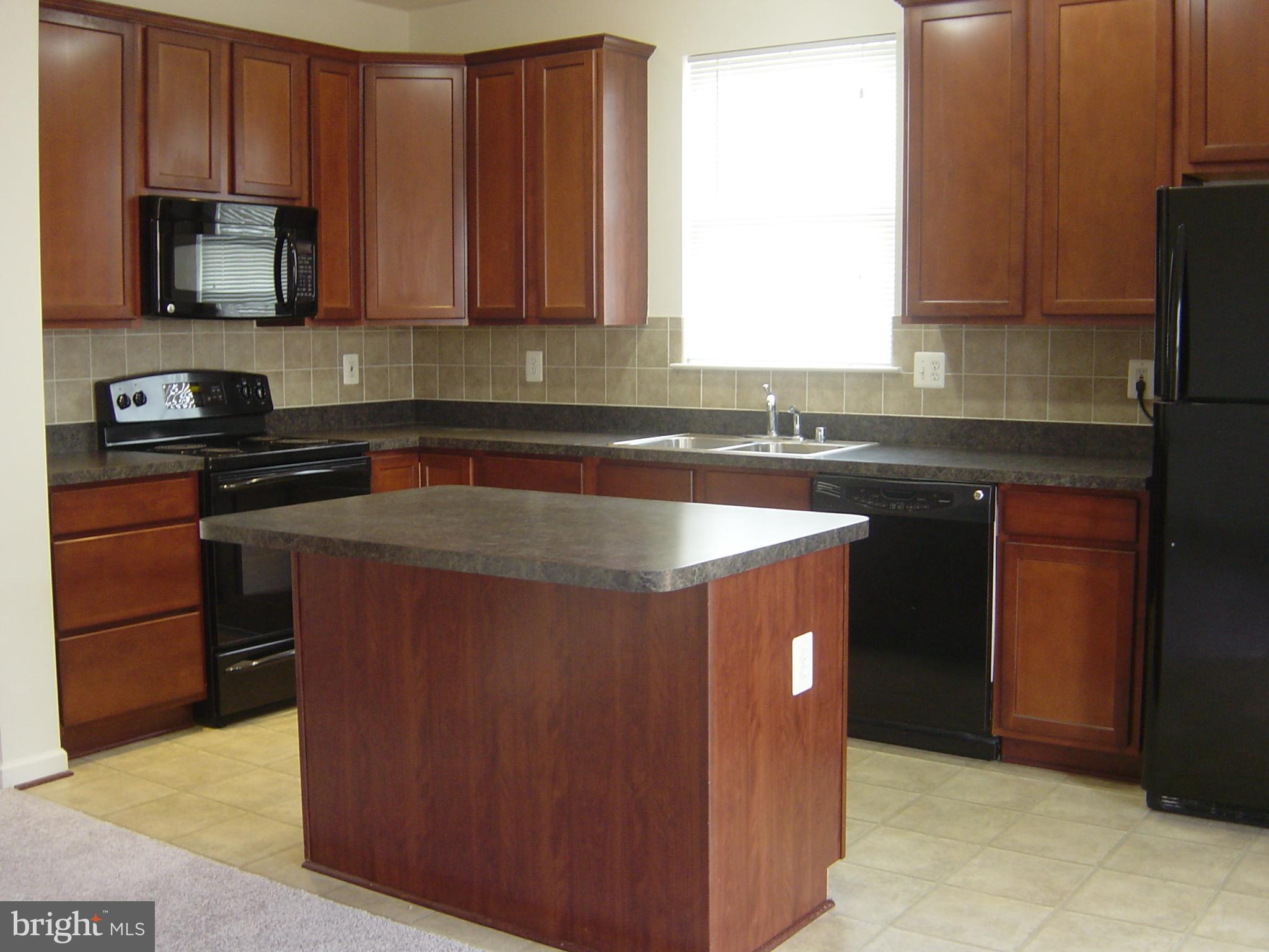 804 Lowe Road Middle River, MD 21220 - Photo 3 of 27
