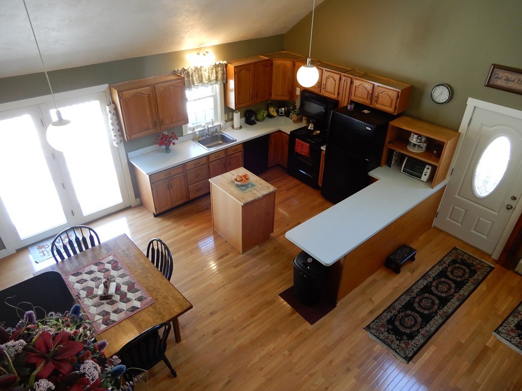 187 Oakham Road North Brookfield, MA 01535 - Photo 12 of 28