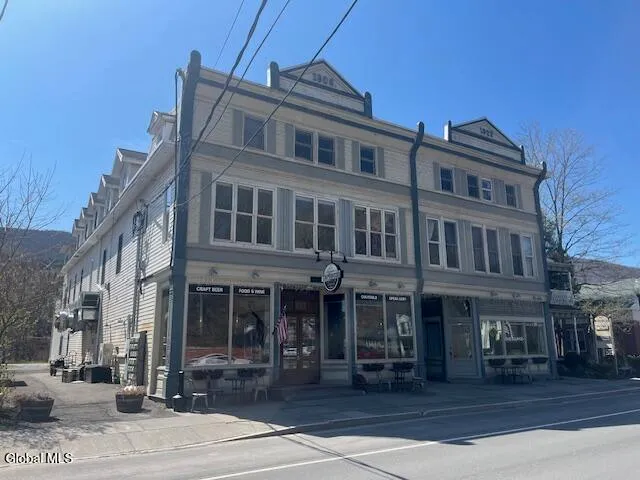 $300,000 | 5359 Highway 23, Windham, NY 12496