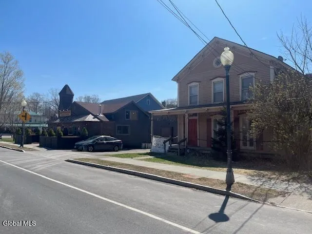 $300,000 | 5359 Highway 23, Windham, NY 12496