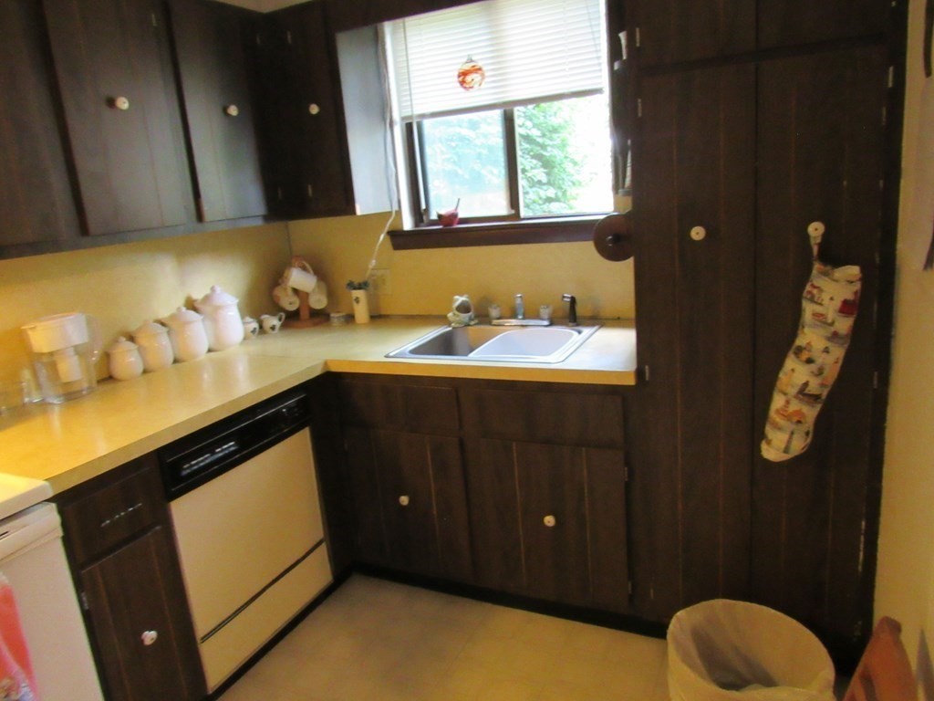 16 Liberty Road, Unit 16 Bridgewater, MA 02324 - Photo 9 of 32 Gallery Image 9
