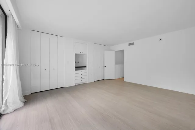 a view of a floor plan