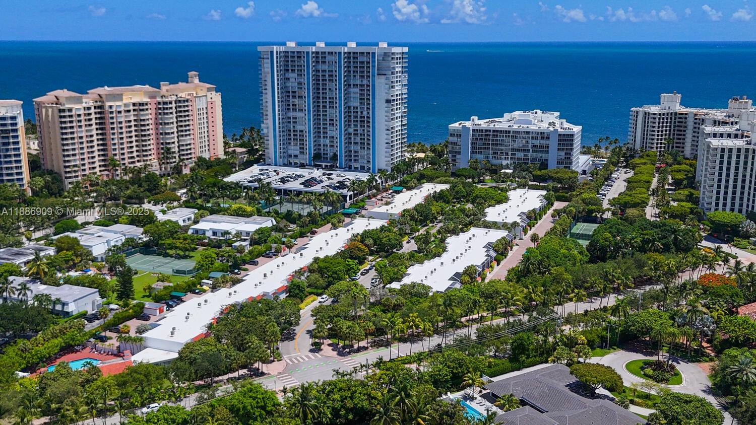 450 Grapetree Drive, Unit 313 Key Biscayne, FL 33149 - Photo 30 of 42