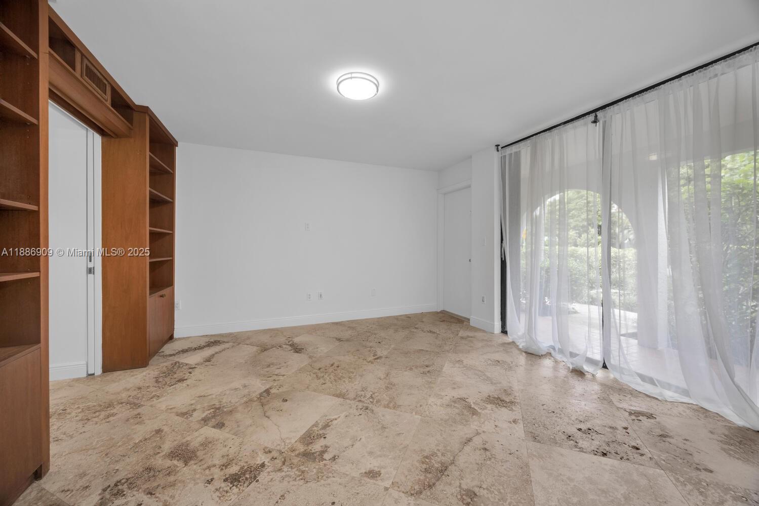 450 Grapetree Drive, Unit 313 Key Biscayne, FL 33149 - Photo 3 of 42