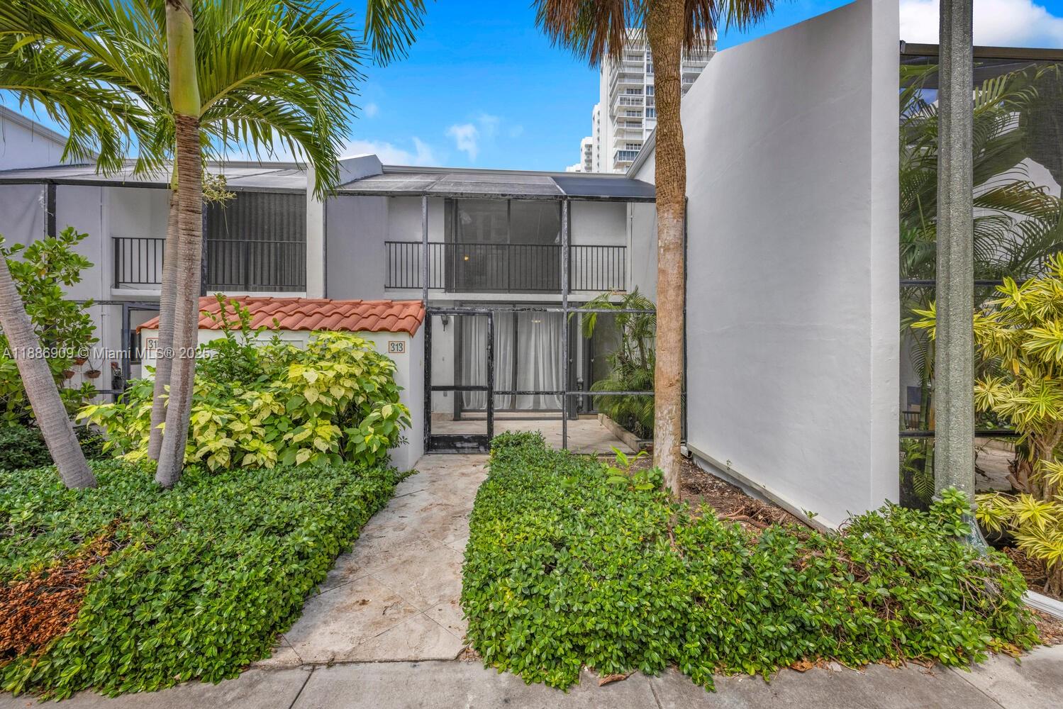 450 Grapetree Drive, Unit 313 Key Biscayne, FL 33149 - Photo 39 of 42