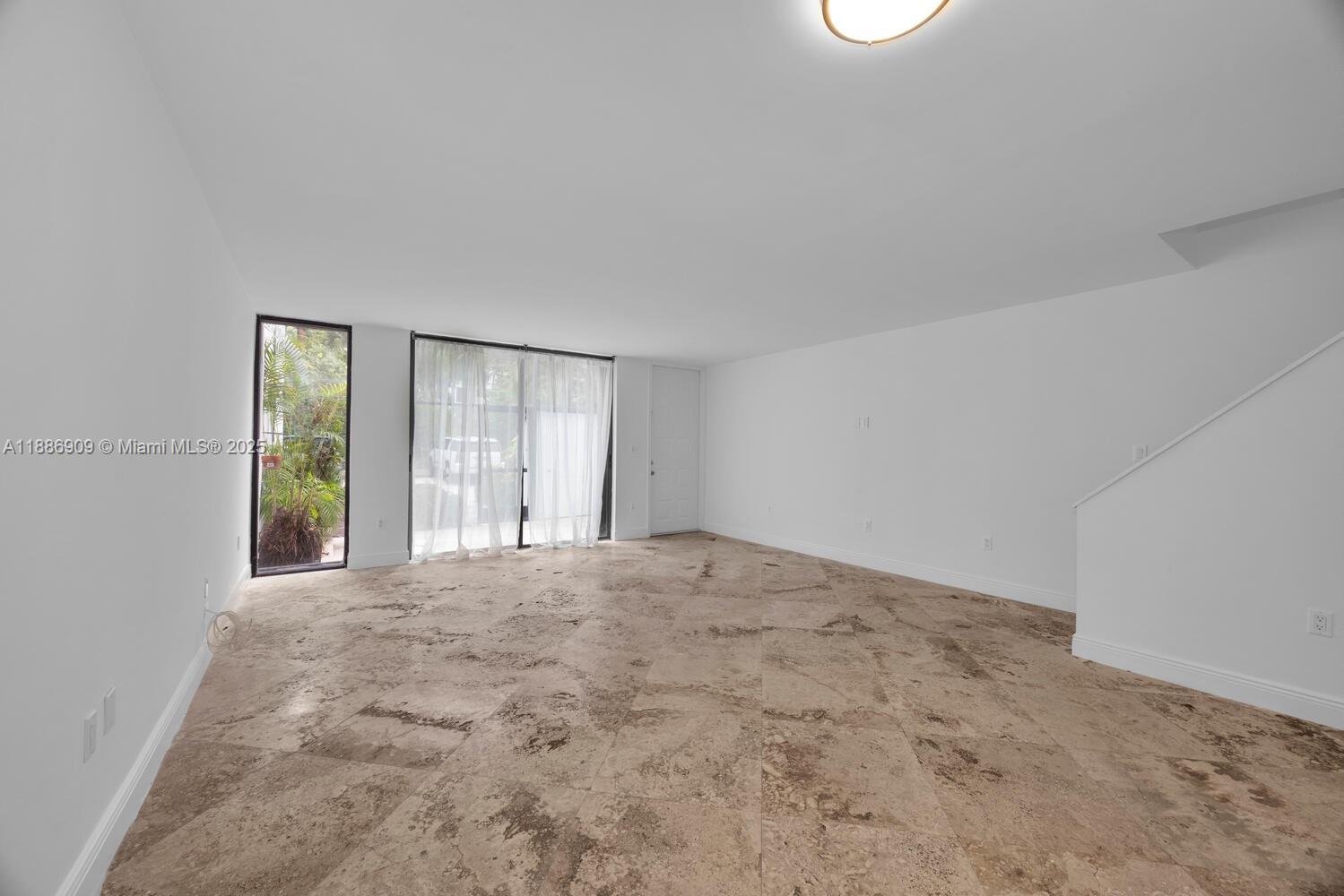 450 Grapetree Drive, Unit 313 Key Biscayne, FL 33149 - Photo 8 of 42