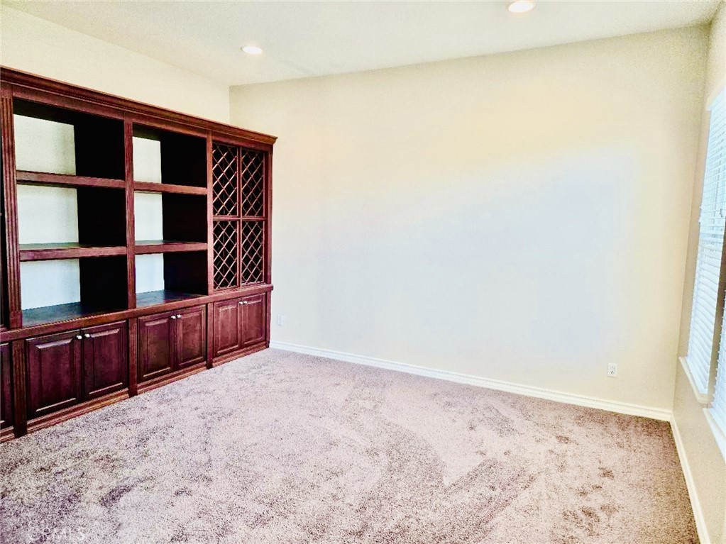 4512 Luigl Court Riverside, CA 92501 - Photo 4 of 15 Living Room