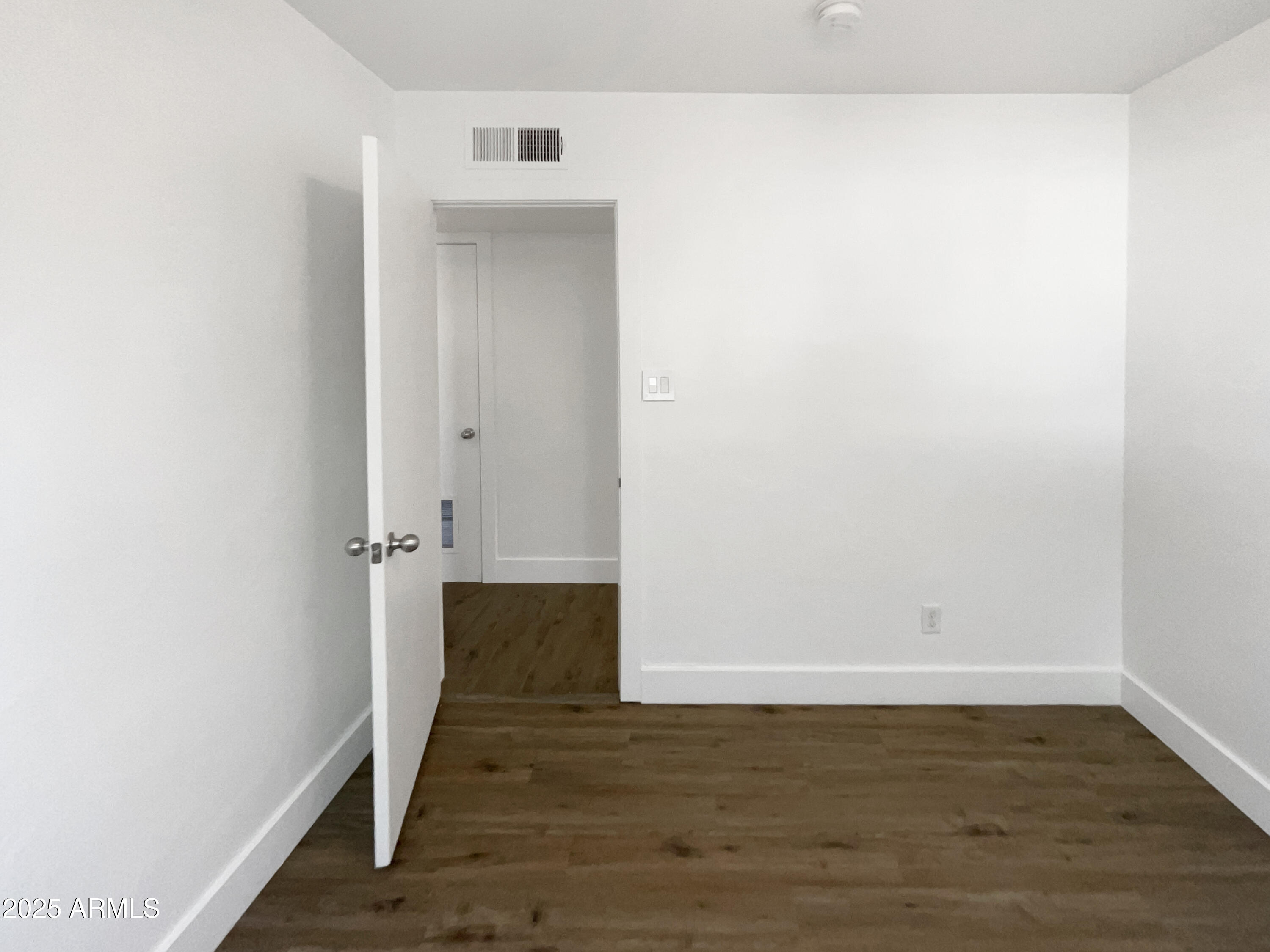 7231 North 23rd Avenue Phoenix, AZ 85021 - Photo 25 of 28 a view of an empty room
