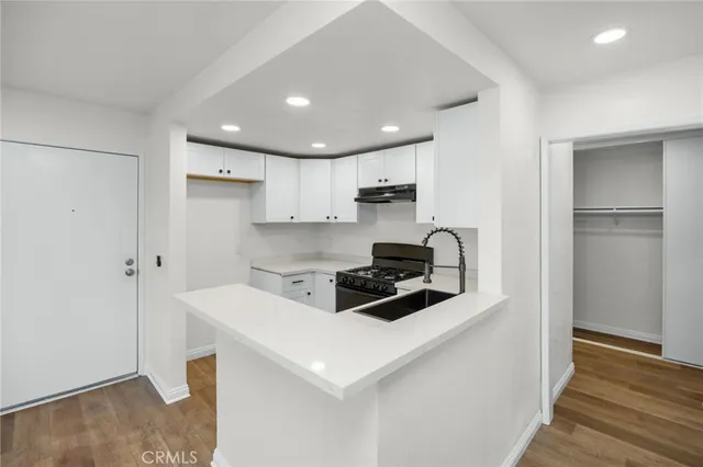$280,000 | 600 West 3rd Street, Unit B205, Santa Ana, CA 92701