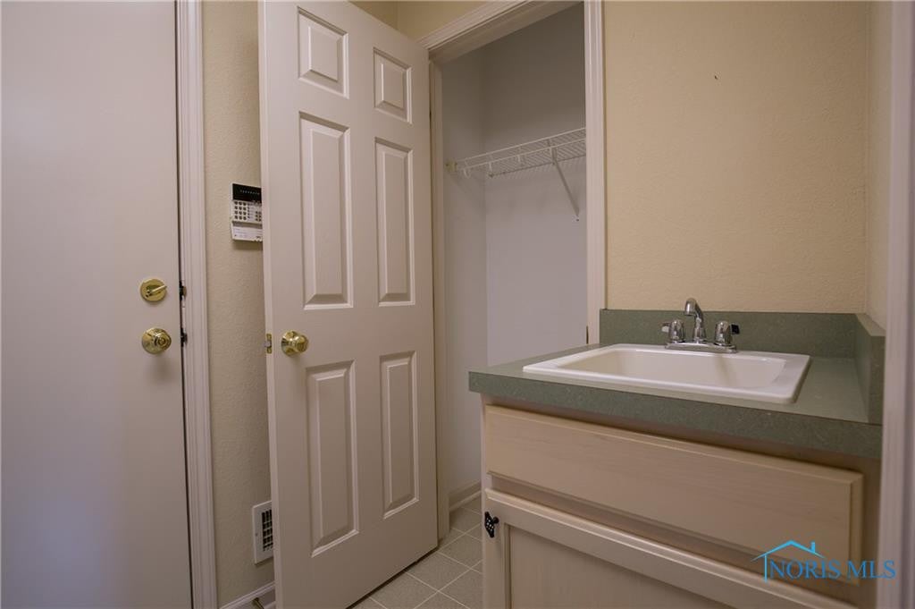 8147 Quarry Road Maumee, OH 43537 - Photo 32 of 36 Gallery Image 32