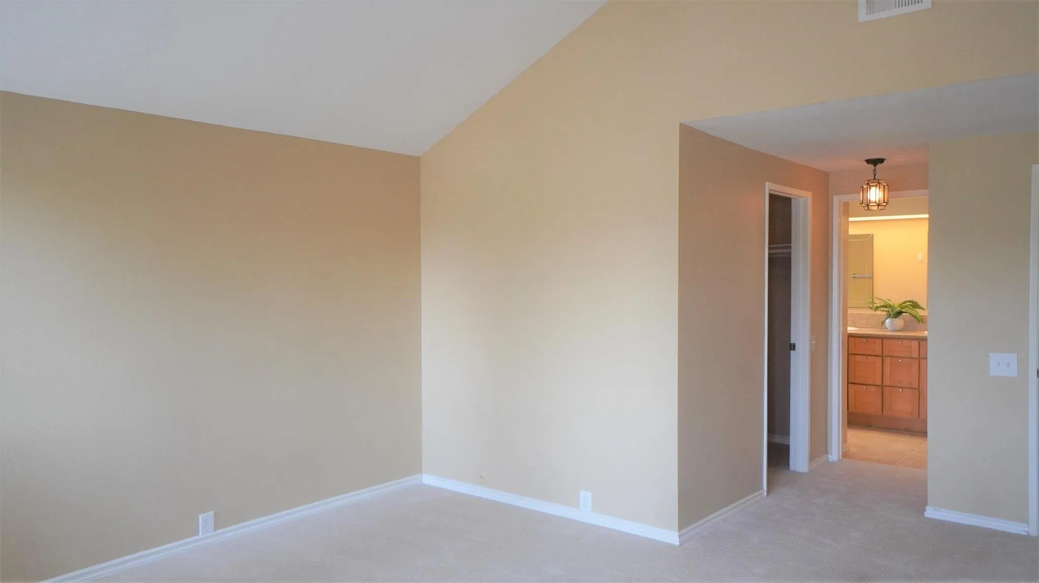 3195 Morning Way La Jolla, CA 92037 - Photo 12 of 18 a view of hallway with closet