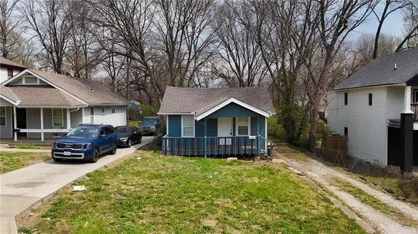 $89,000 | 6915 Agnes Avenue, Kansas City, MO 64132