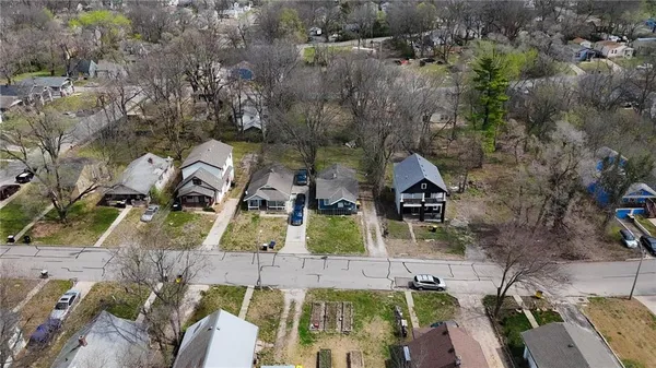 $89,000 | 6915 Agnes Avenue, Kansas City, MO 64132
