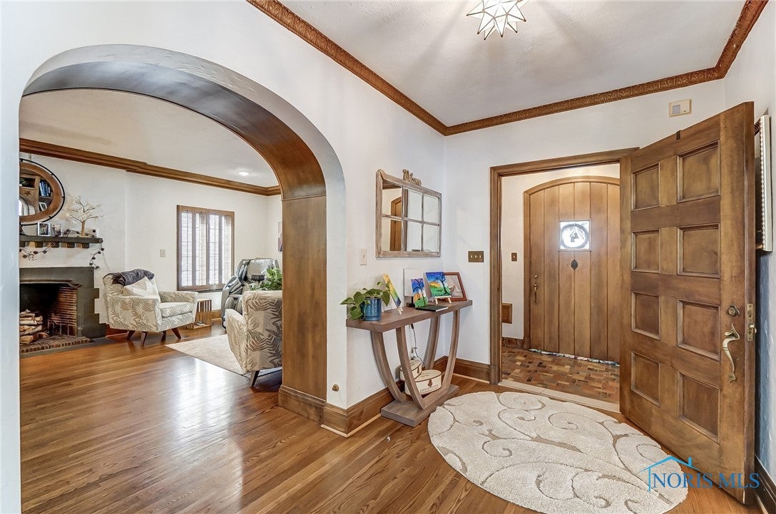 3735 Sulphur Spring Road Toledo, OH 43606 - Photo 9 of 49 Gallery Image 9