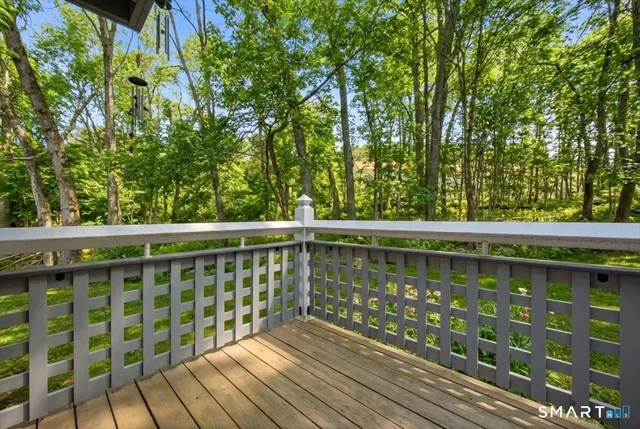 $209,000 | 611 Old Pond Lane, Unit 611, Norwich, CT 06360